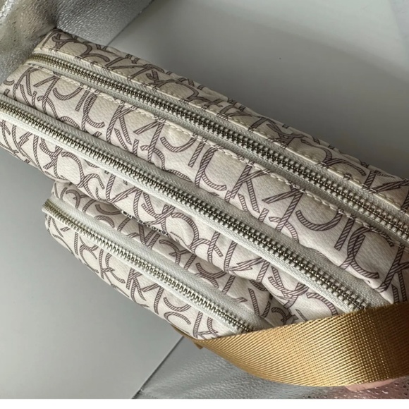 Calvin Klein CK Print Cross Body Shoulder Bag Purse - Picture 6 of 6